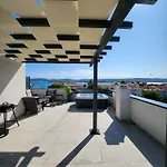 Penthouse View توراني