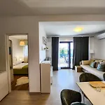 Penthouse View * توراني