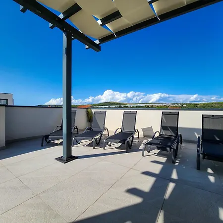 Penthouse View Apartment