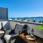 Penthouse View * Turanj